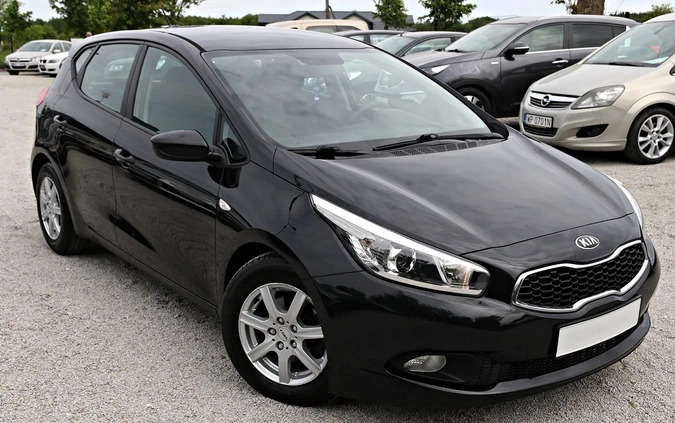 Kia Ceed cena 26800 przebieg: 253000, rok produkcji 2012 z Gostynin małe 781